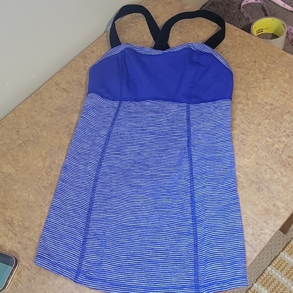 Ladies NWOT Lululemon Run Catch Me Tank Royal Purple/Black Sz 4 gym running yoga - Picture 5 of 9
